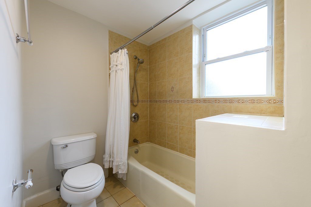 87 Atherton St, Jamaica Plain