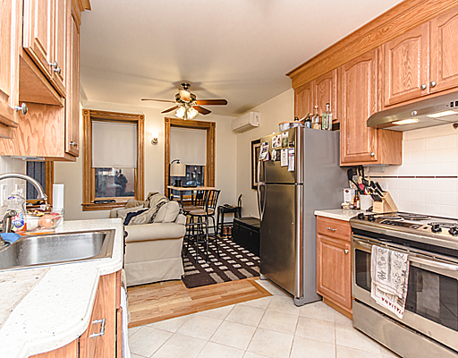 137 Charles St, Beacon Hill