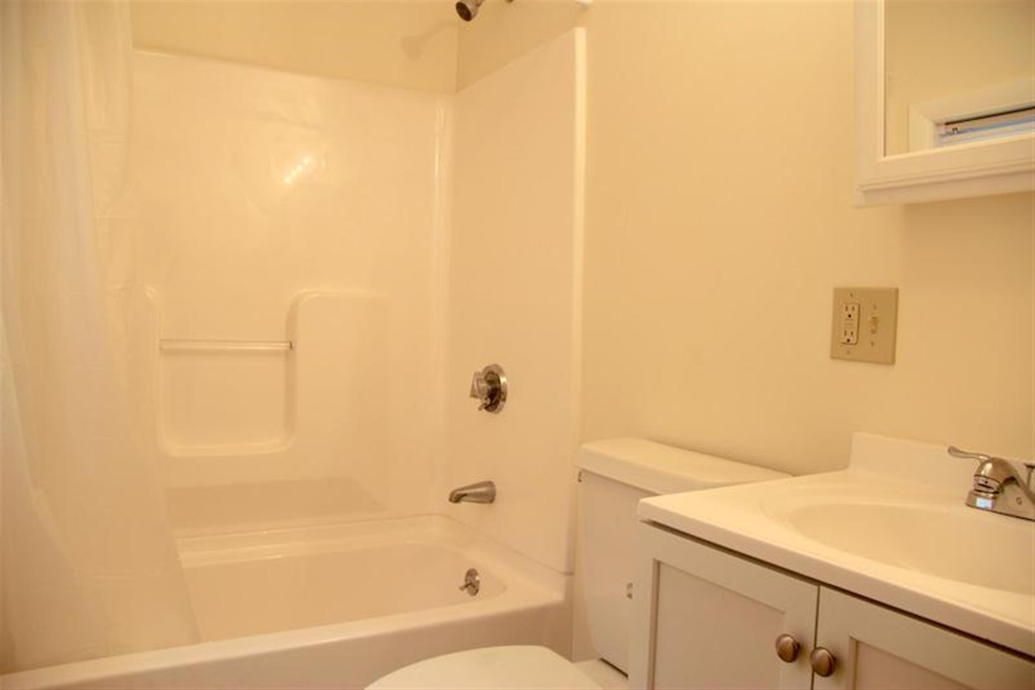 400 Franklin St, Central Square