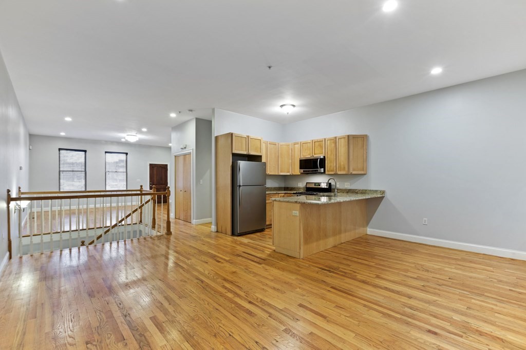 873 Harrison Ave, South End