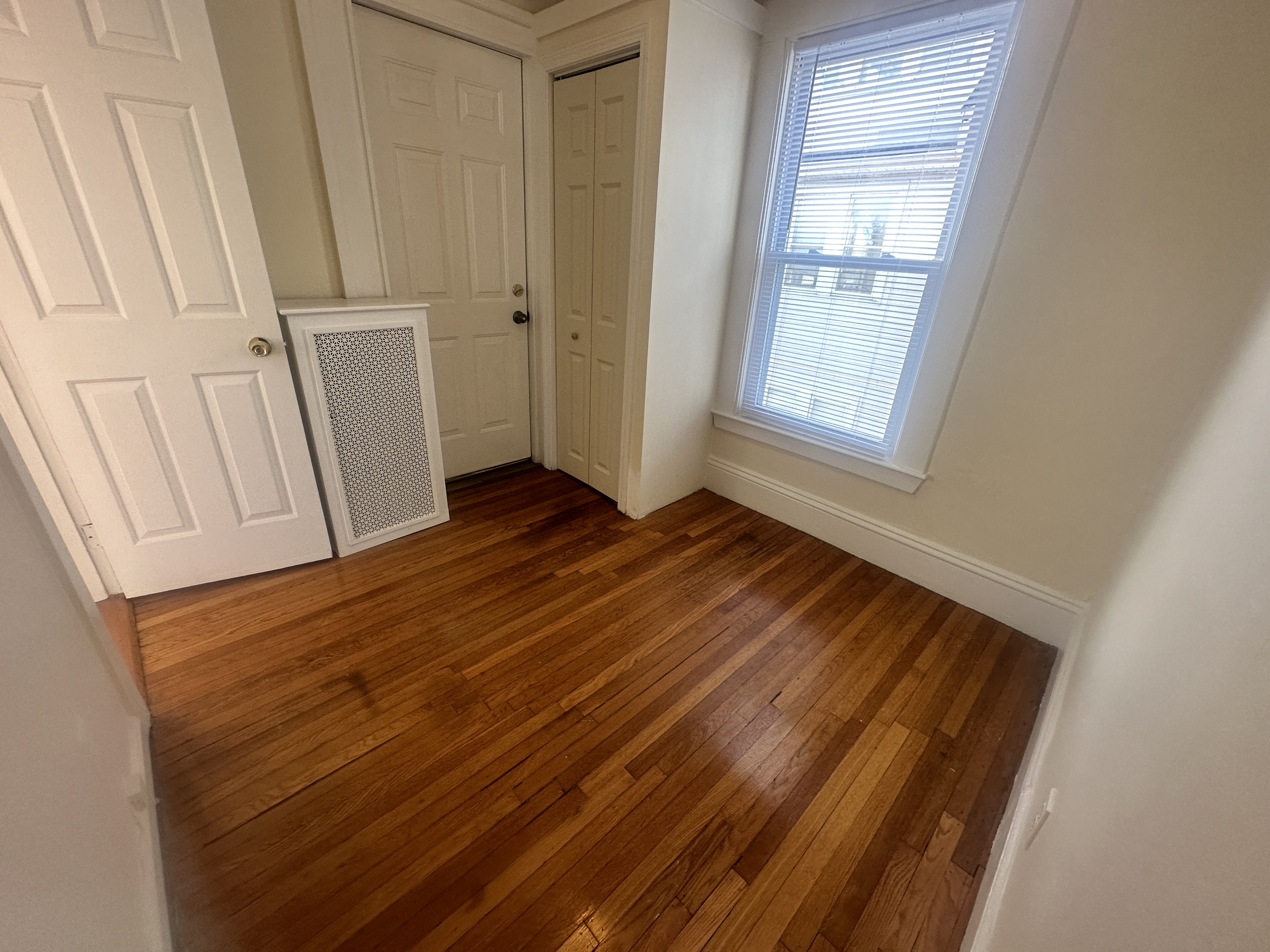 543 Broadway, Magoun Square