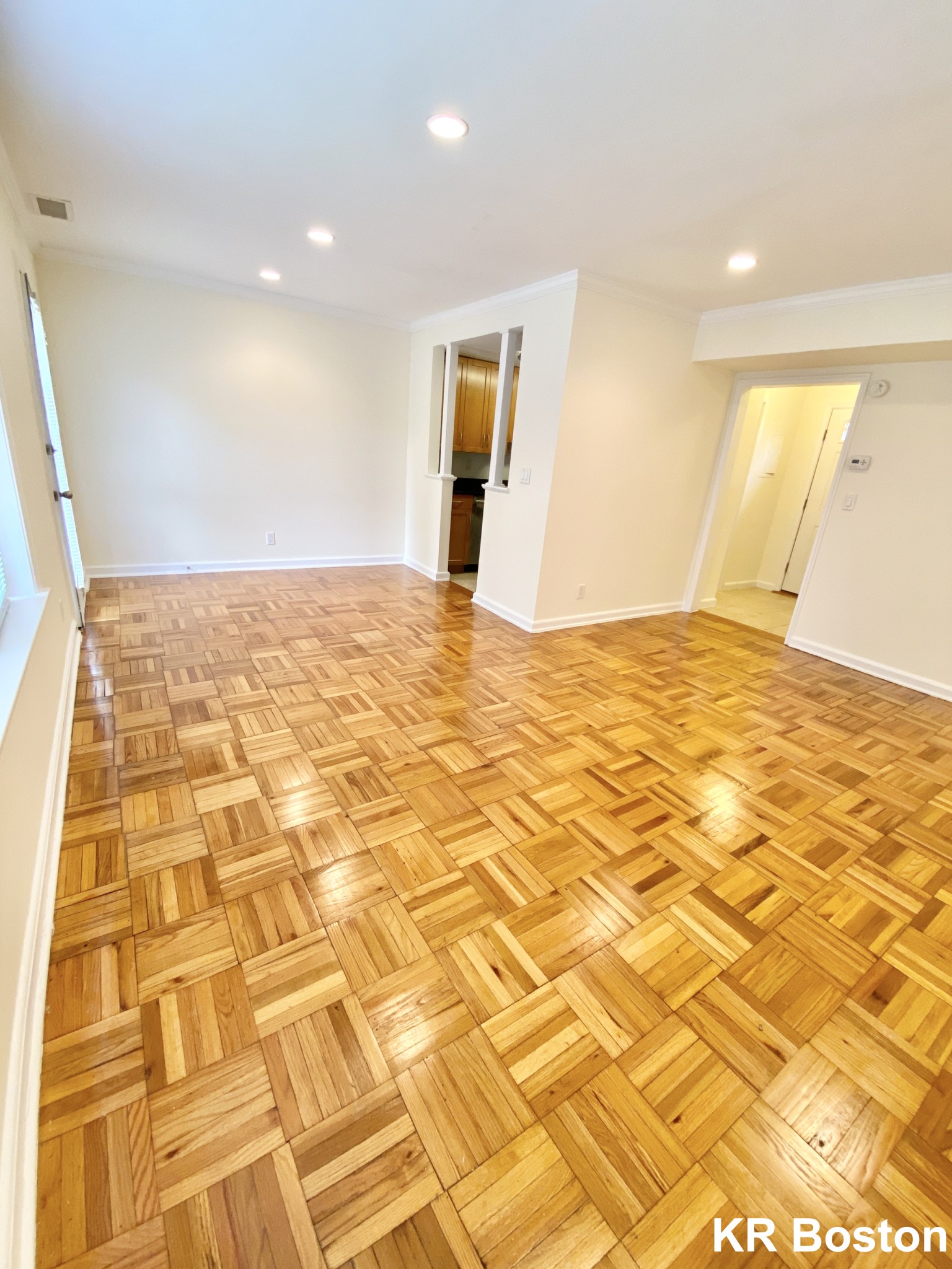 88 Gerry Rd, Chestnut Hill