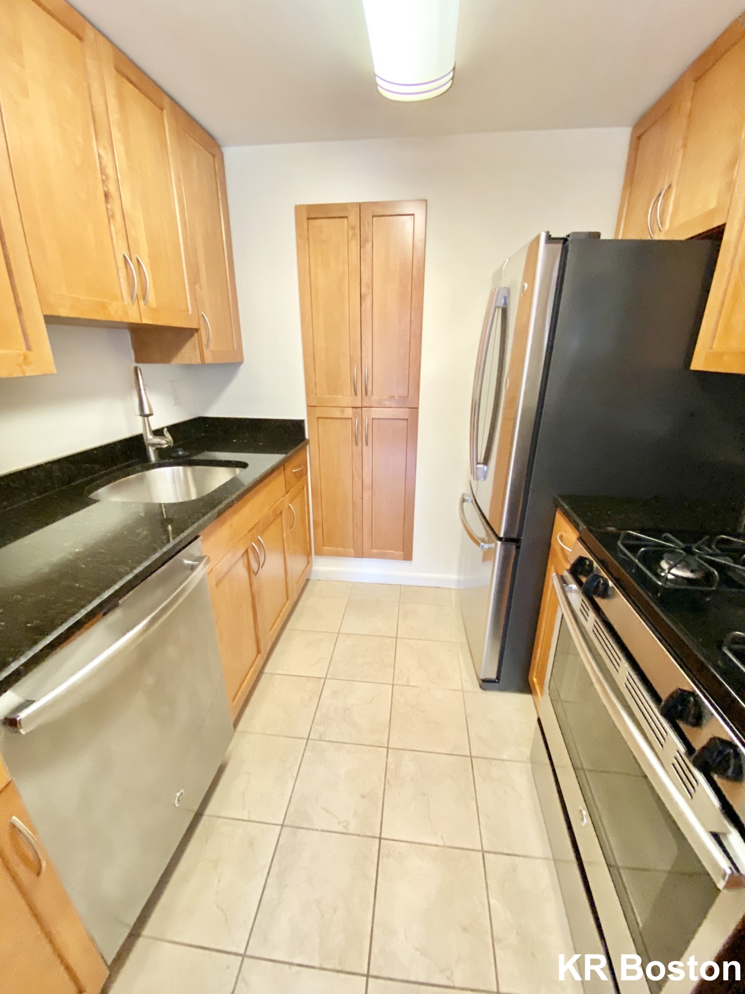 88 Gerry Rd, Chestnut Hill