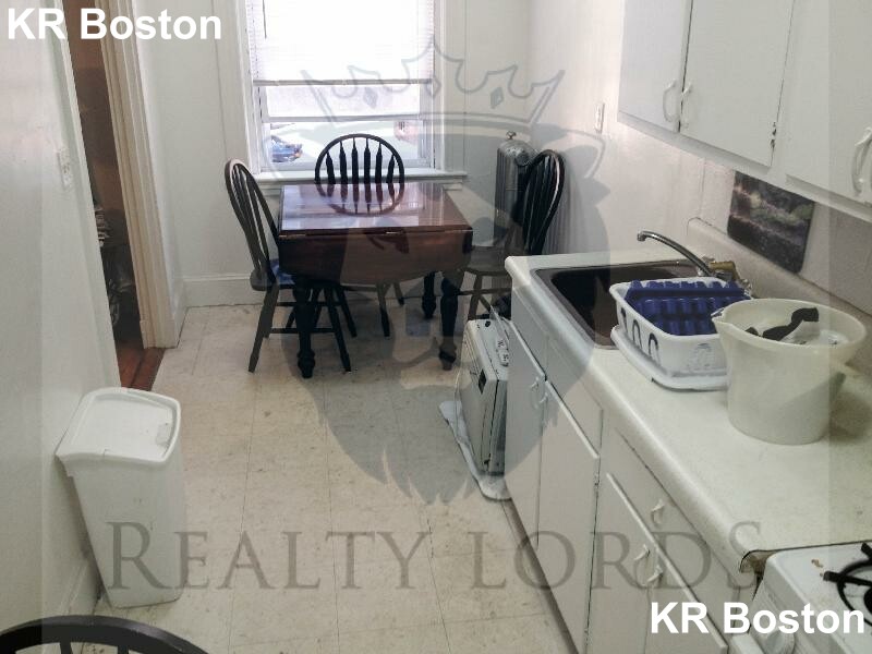 88 Washington St, Brighton