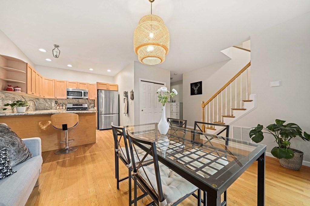 11 Thurston Rd, Newton