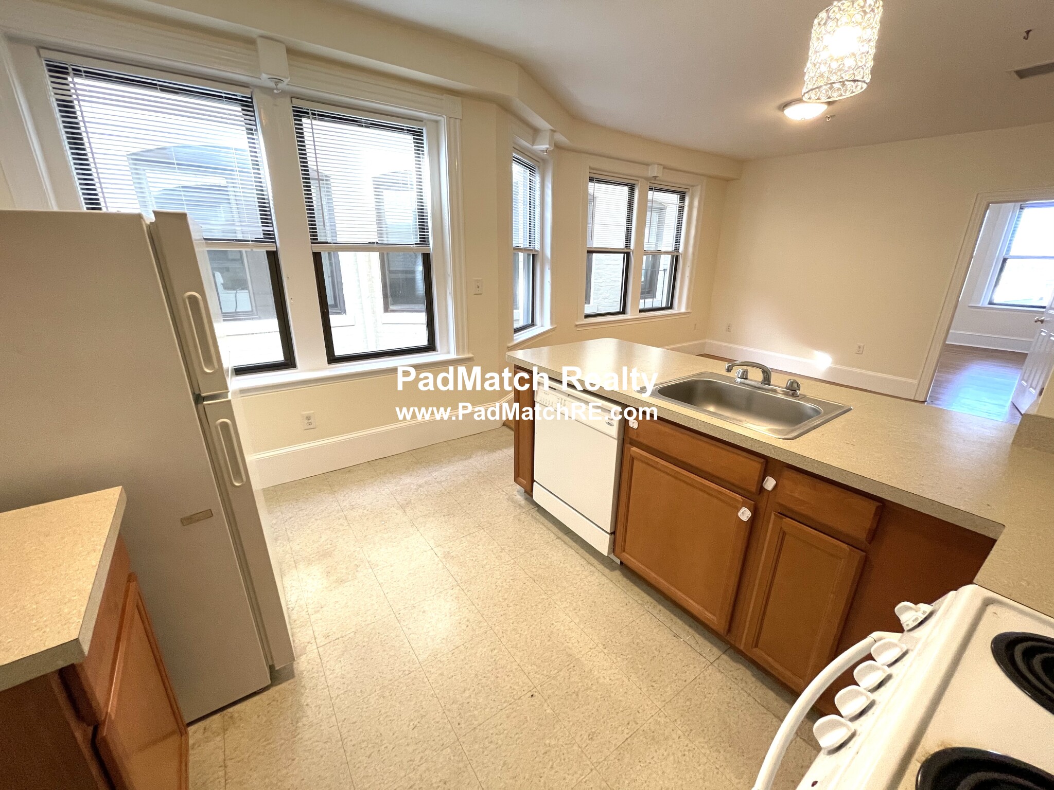 881 Massachusetts Ave, Central Square