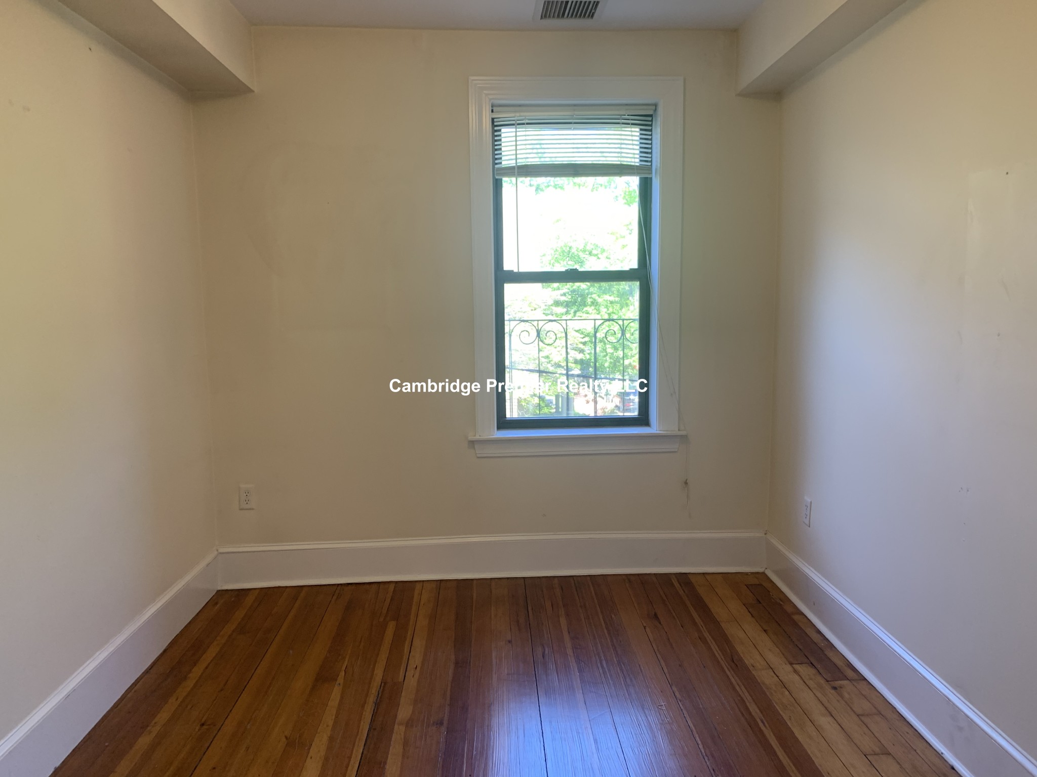 881 Massachusetts Ave, Central Square