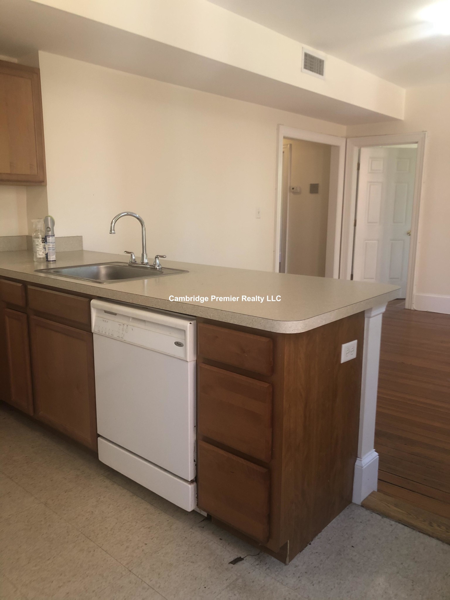 881 Massachusetts Ave, Central Square