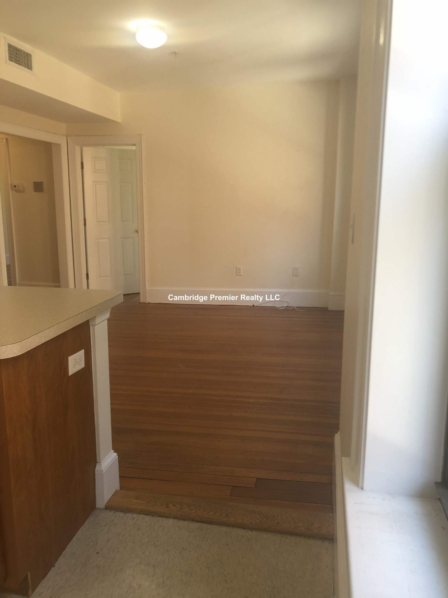 881 Massachusetts Ave, Central Square