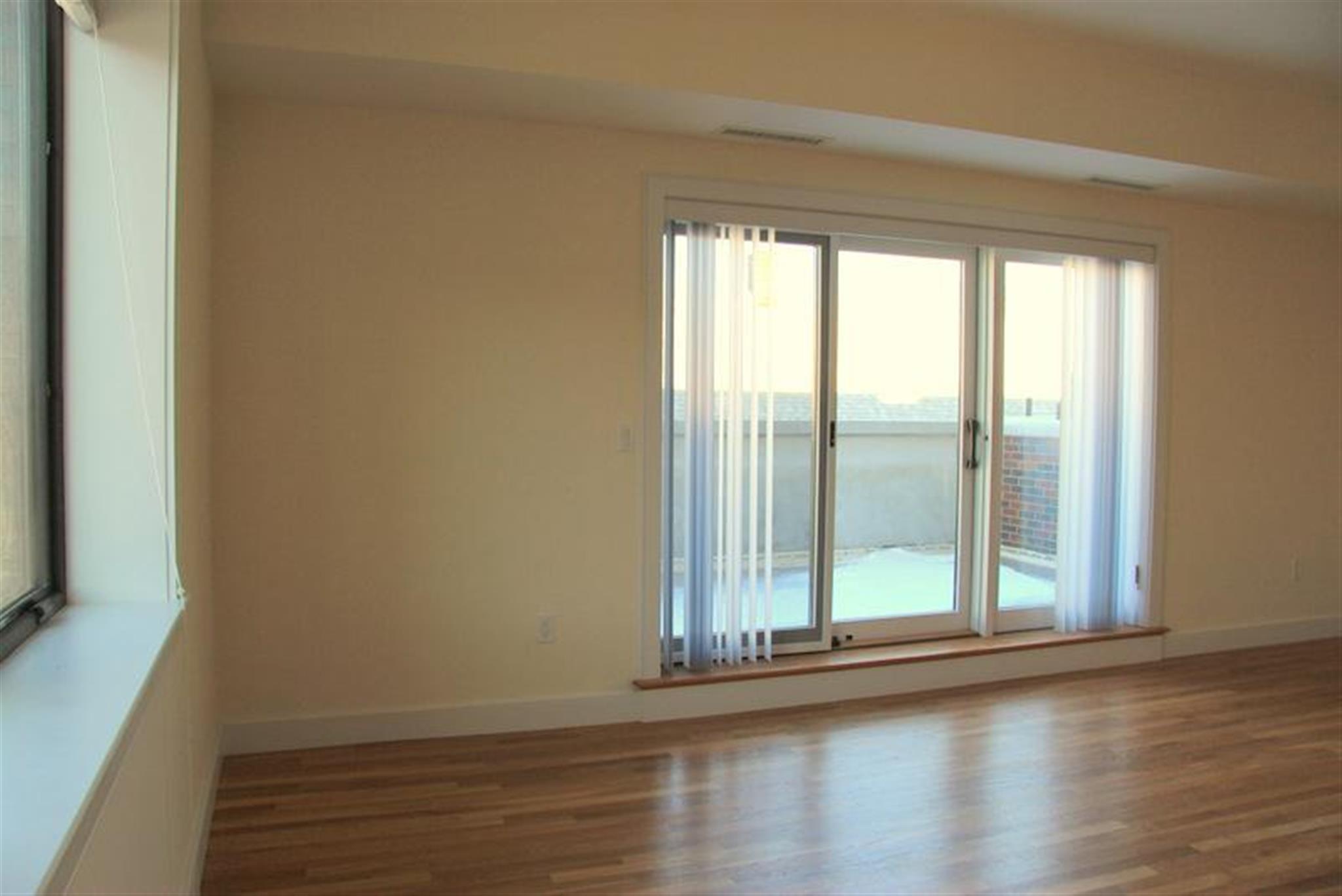 377 Summer St, Davis Square