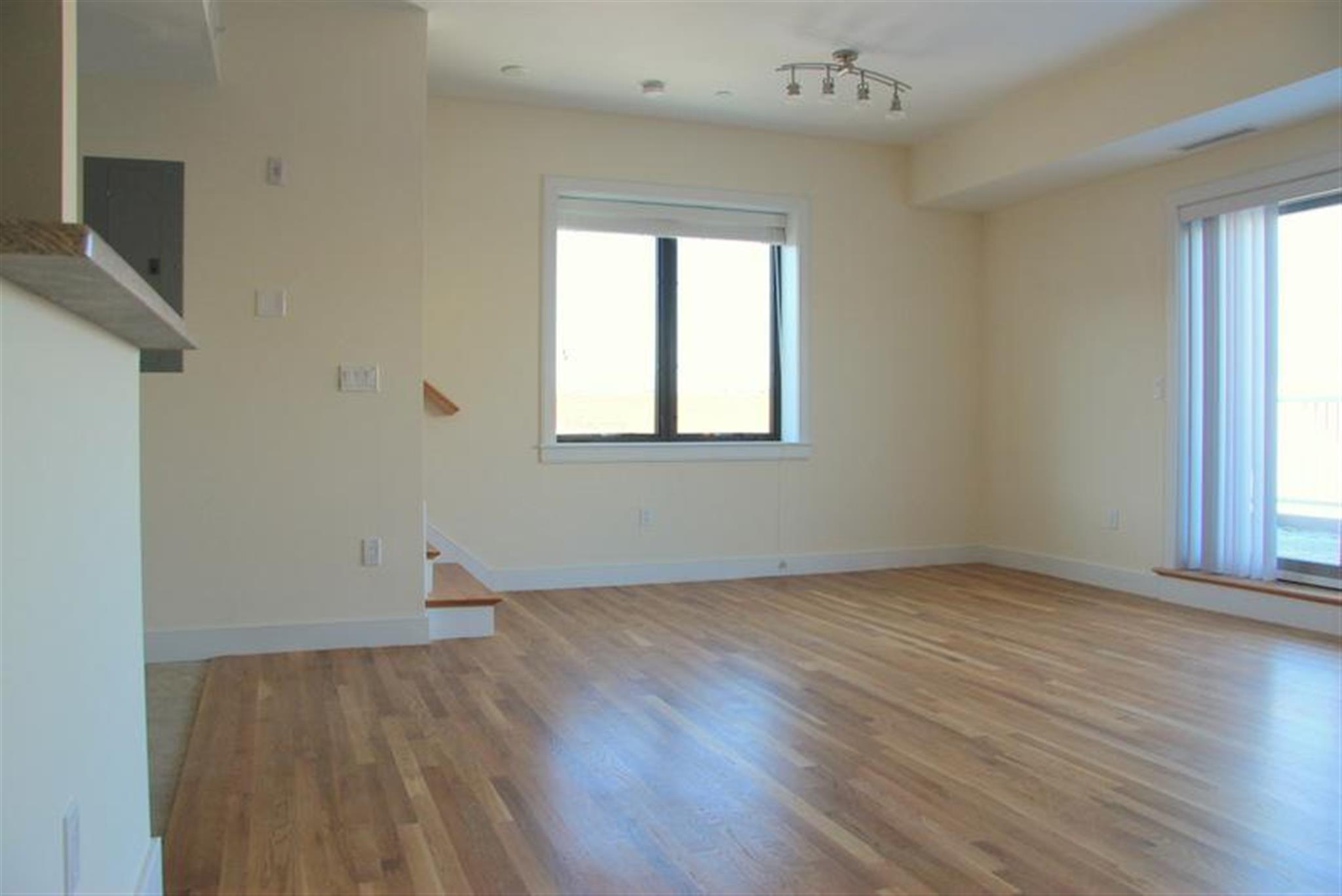 377 Summer St, Davis Square