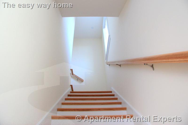 377 Summer, Davis Square