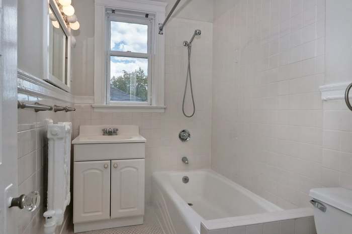 10 Dana St, Harvard Square