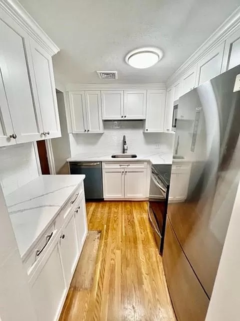 109 Fulton St, North End