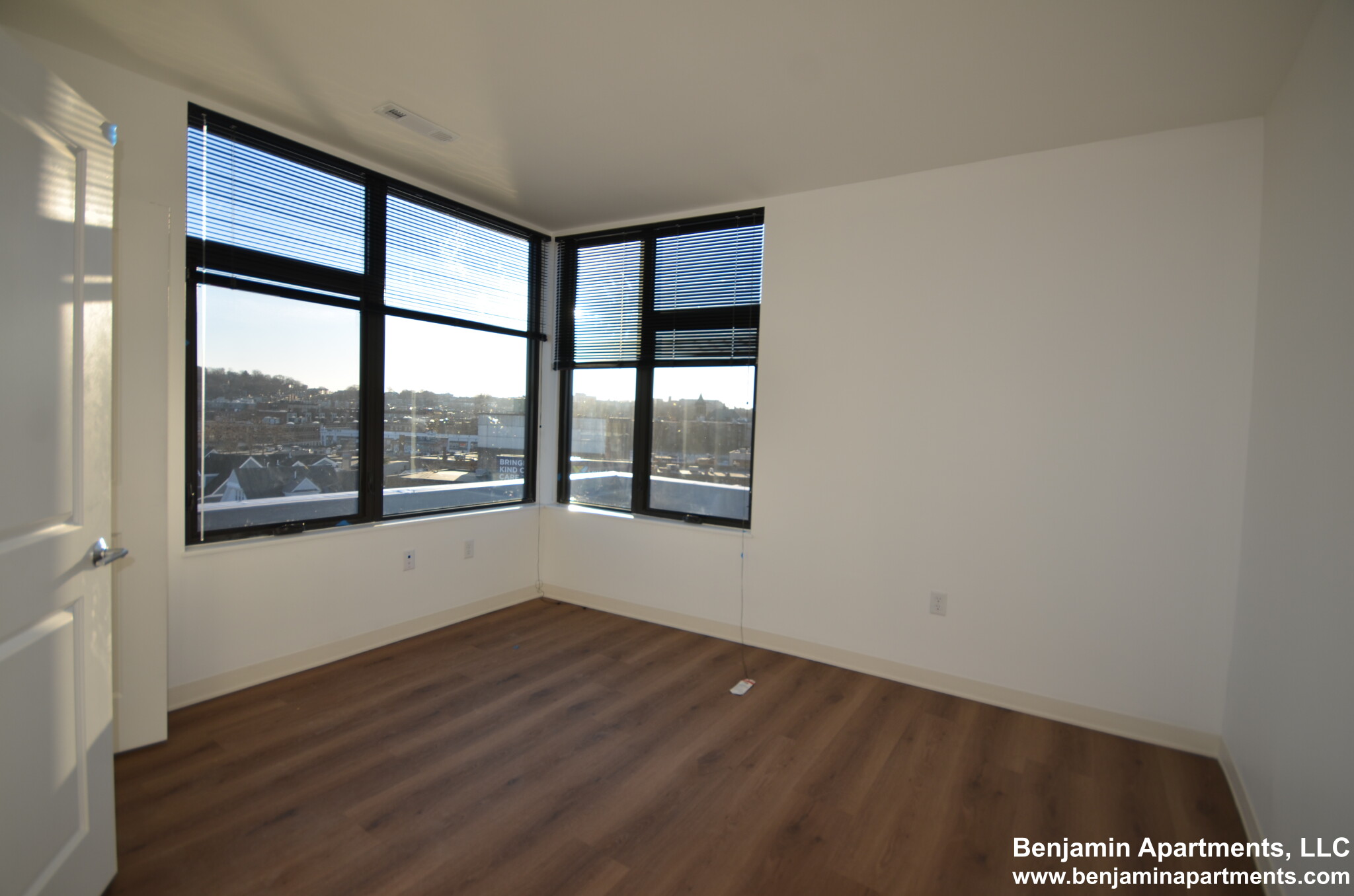 89 Brighton Ave, Allston