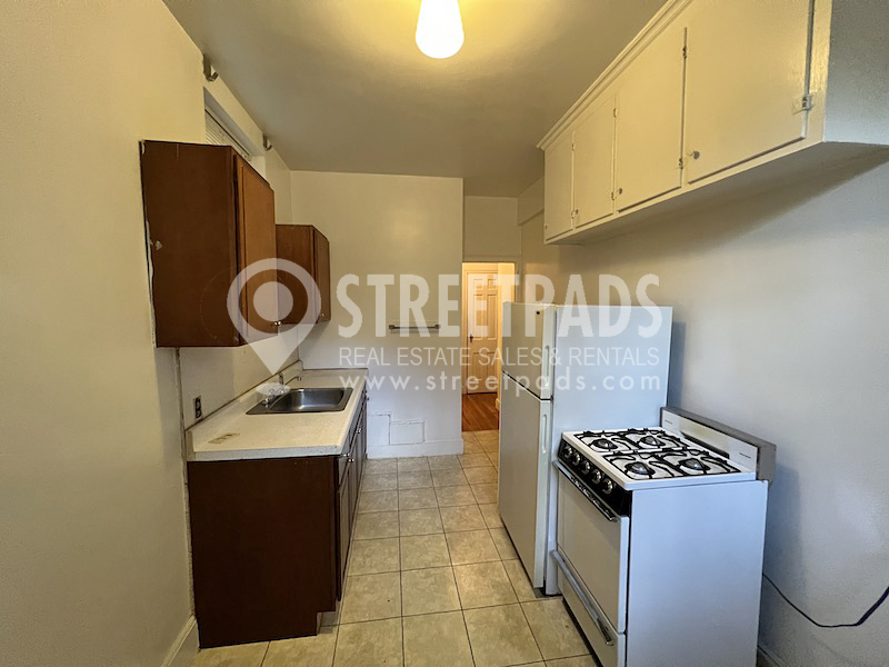 75 Kilsyth Rd, Brighton