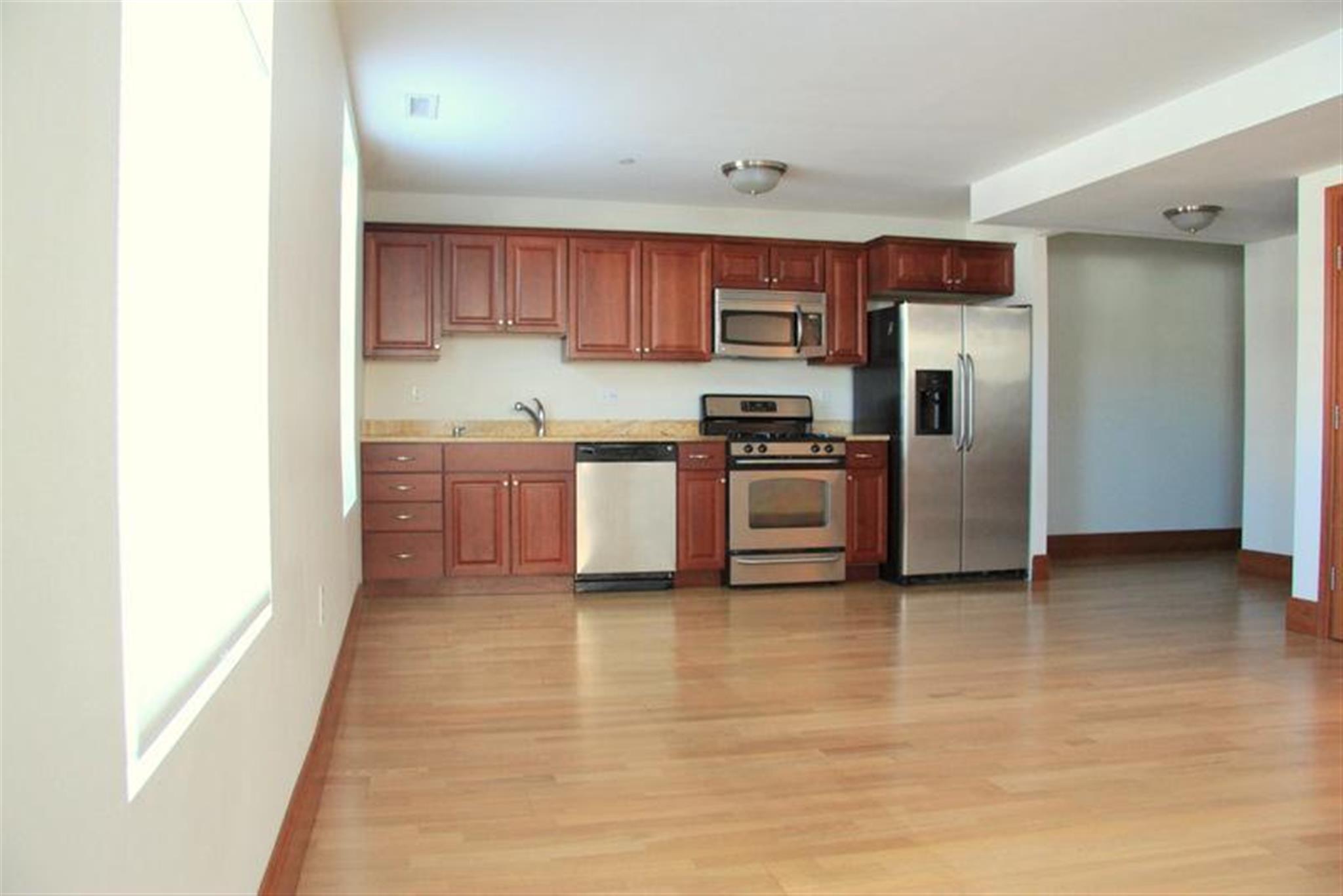 2440 Massachusetts Ave, North Cambridge