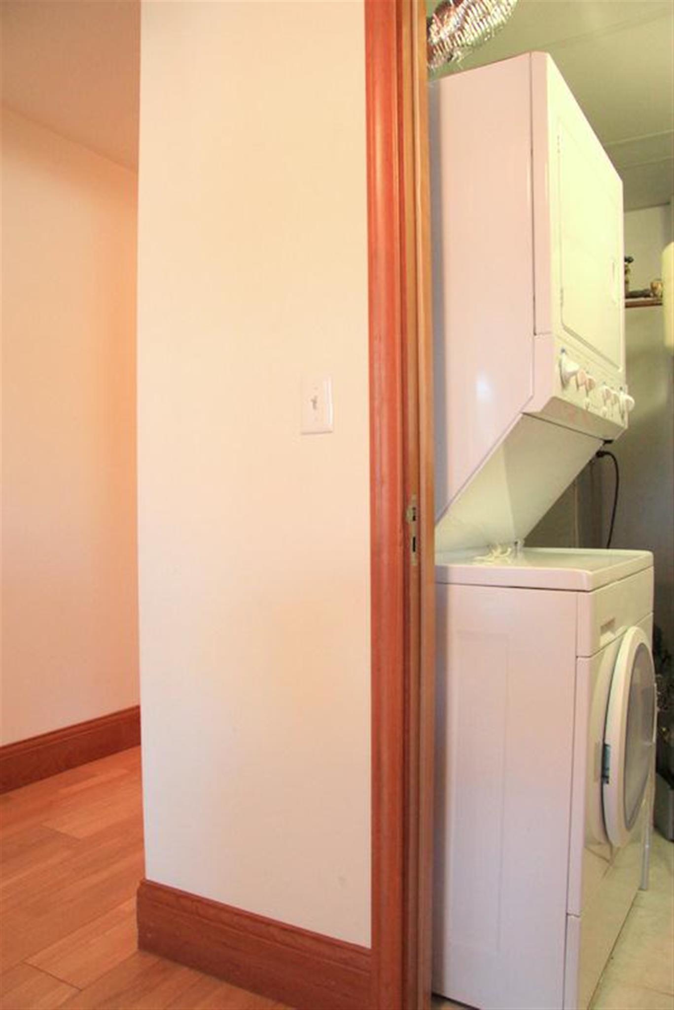 2440 Massachusetts Ave, North Cambridge