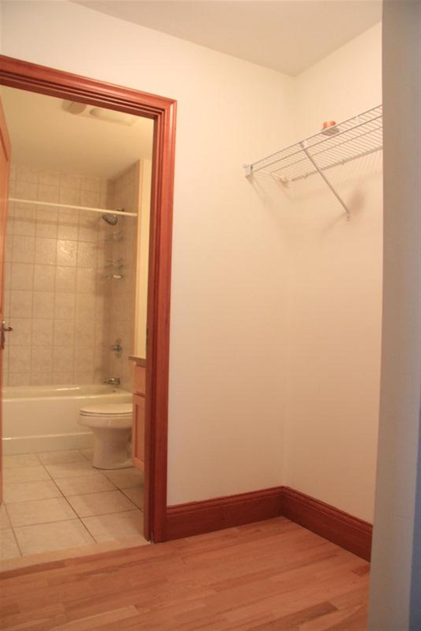 2440 Massachusetts Ave, North Cambridge