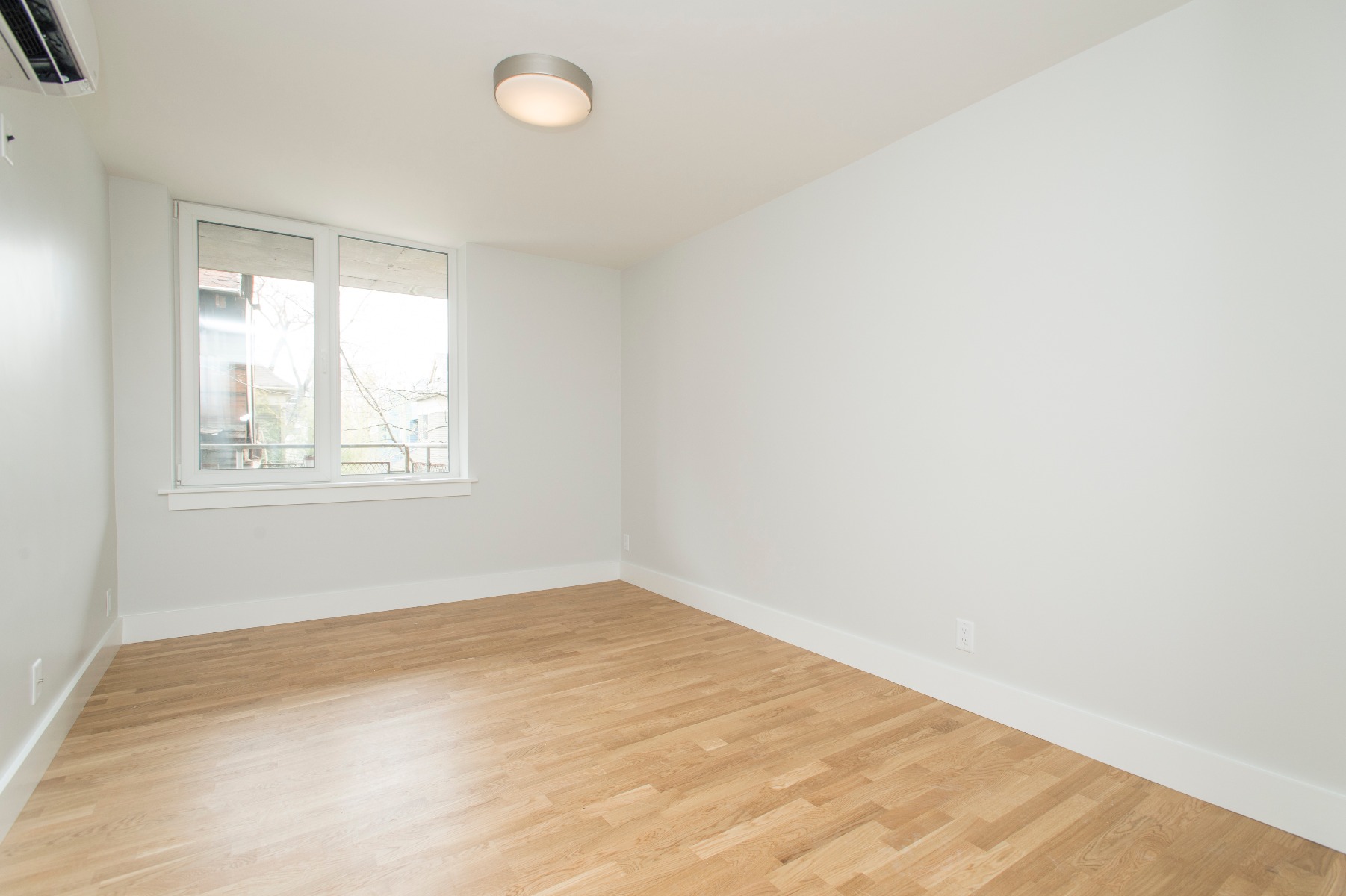 334 Harvard St, North Cambridge