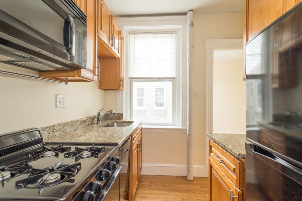 49 Worthington St, Mission Hill