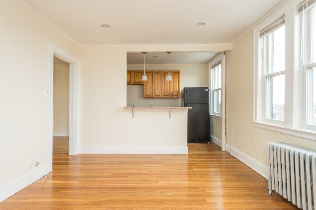 138 Highland Ave, Ball Square