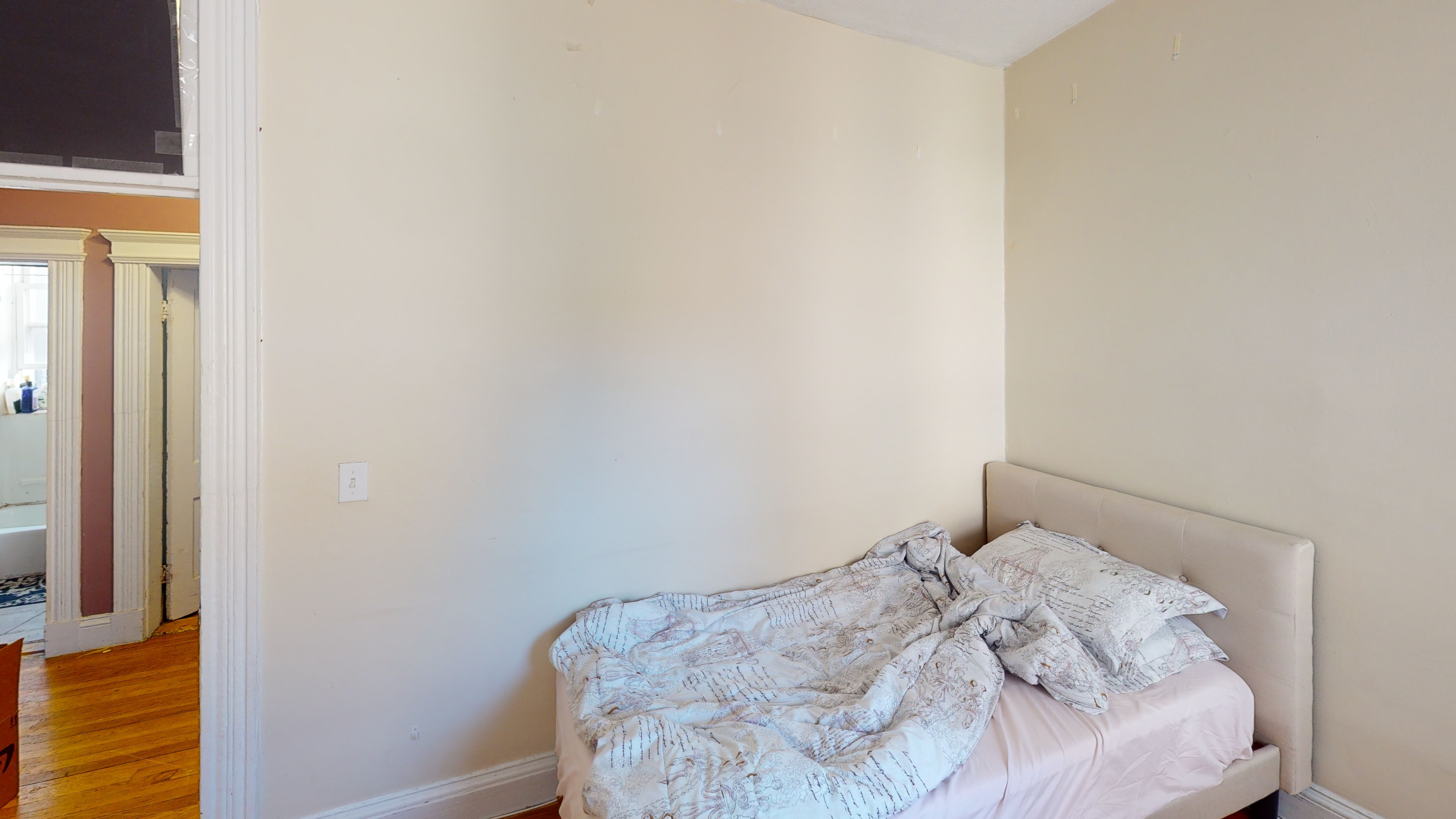 86 Glenville Ave, Allston