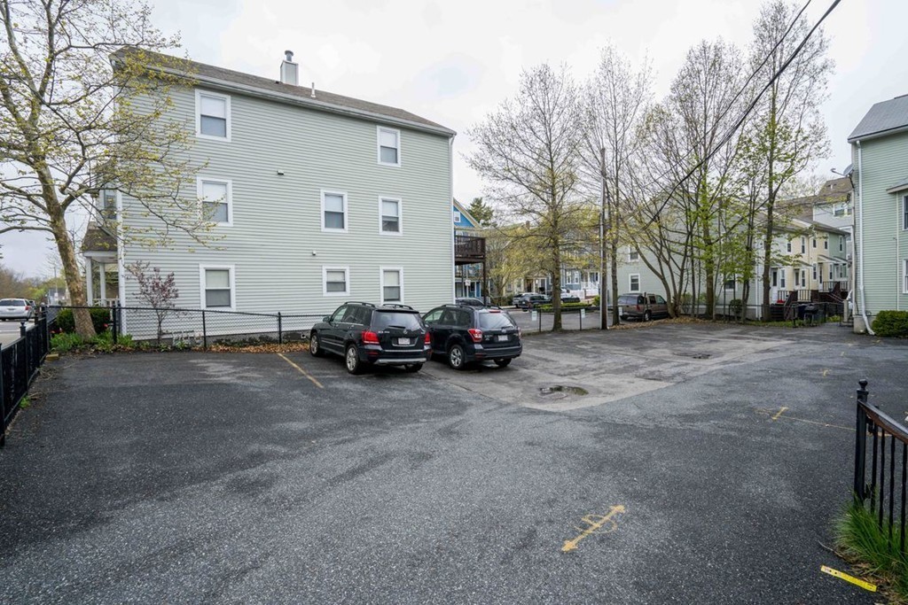 101 Lamartine St, Jamaica Plain