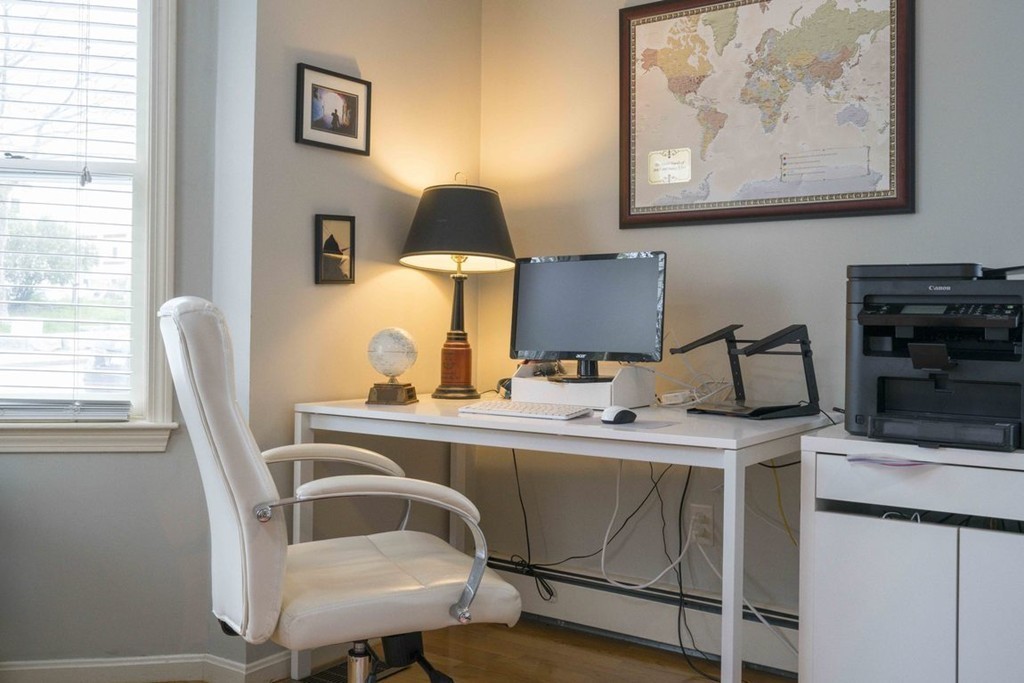 101 Lamartine St, Jamaica Plain