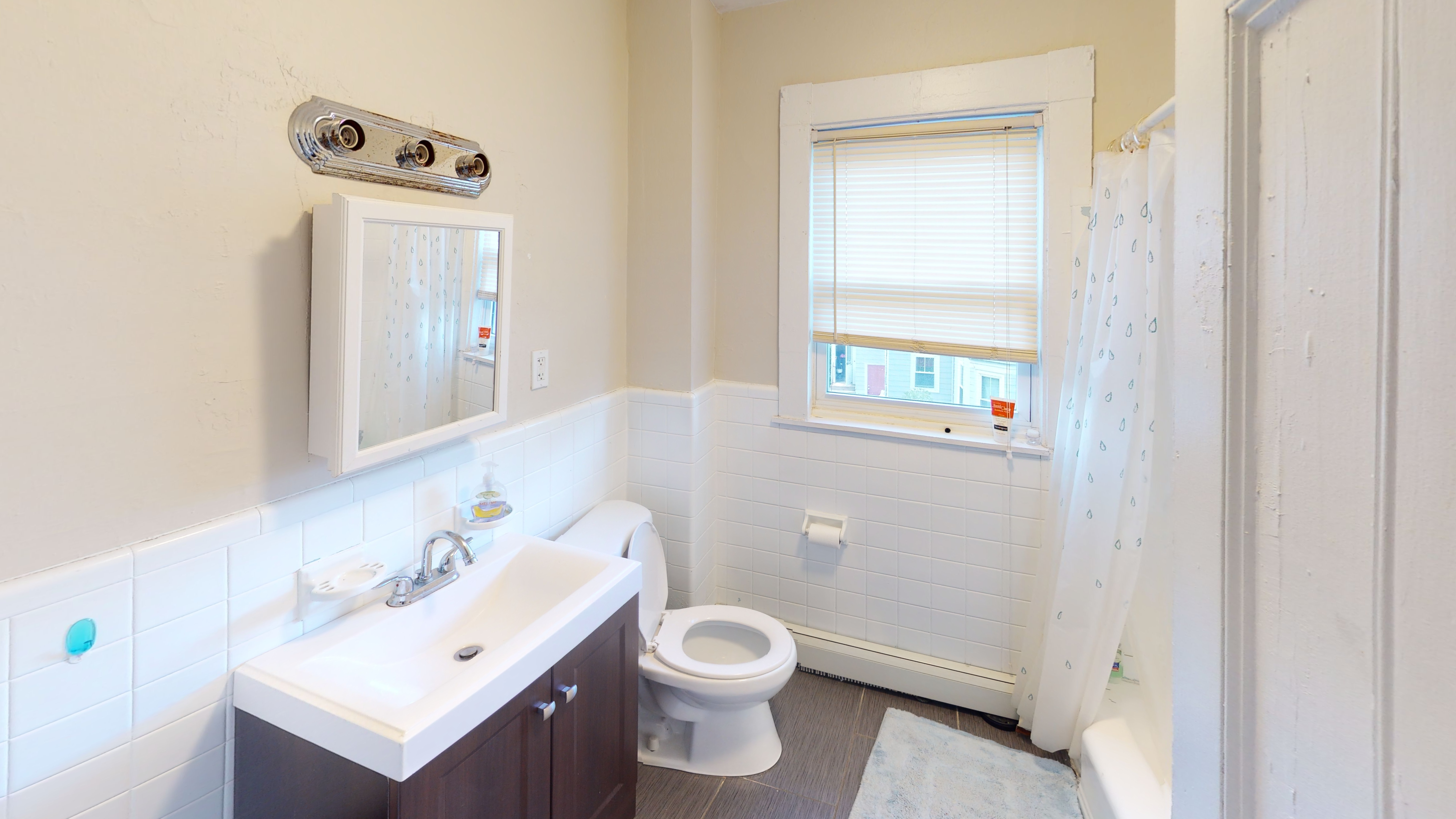 71 Chestnut Hill Ave, Brighton