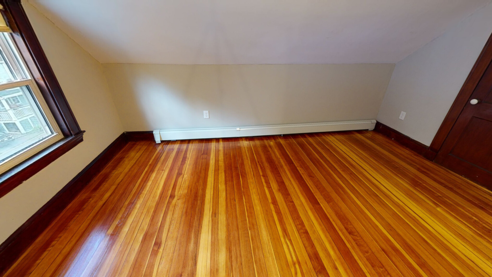 20 Upcrest Rd, Oak Square