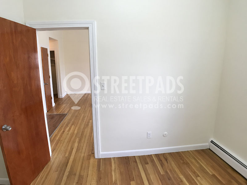 176 North Beacon St, Brighton