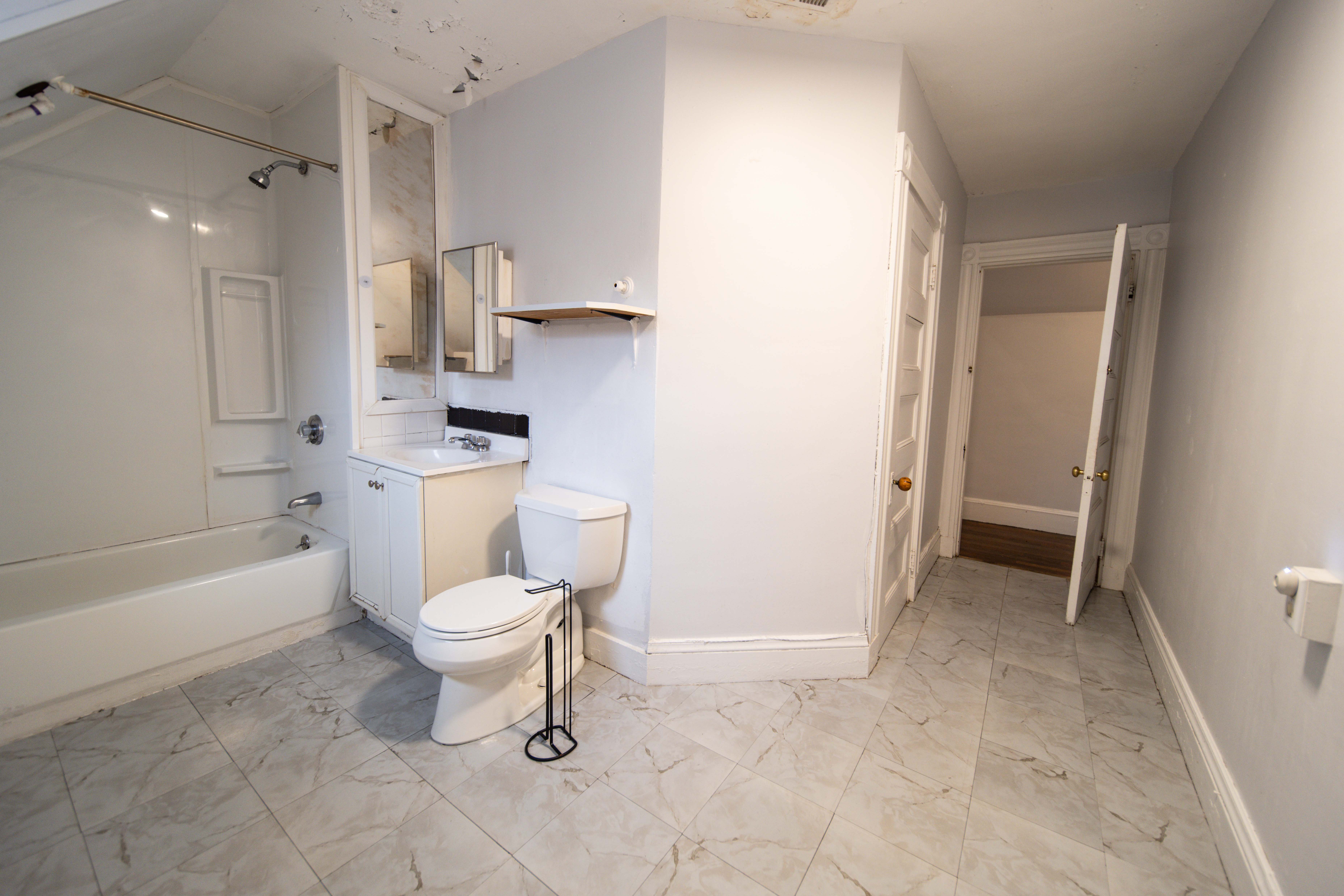 8 Dennison St, Roxbury