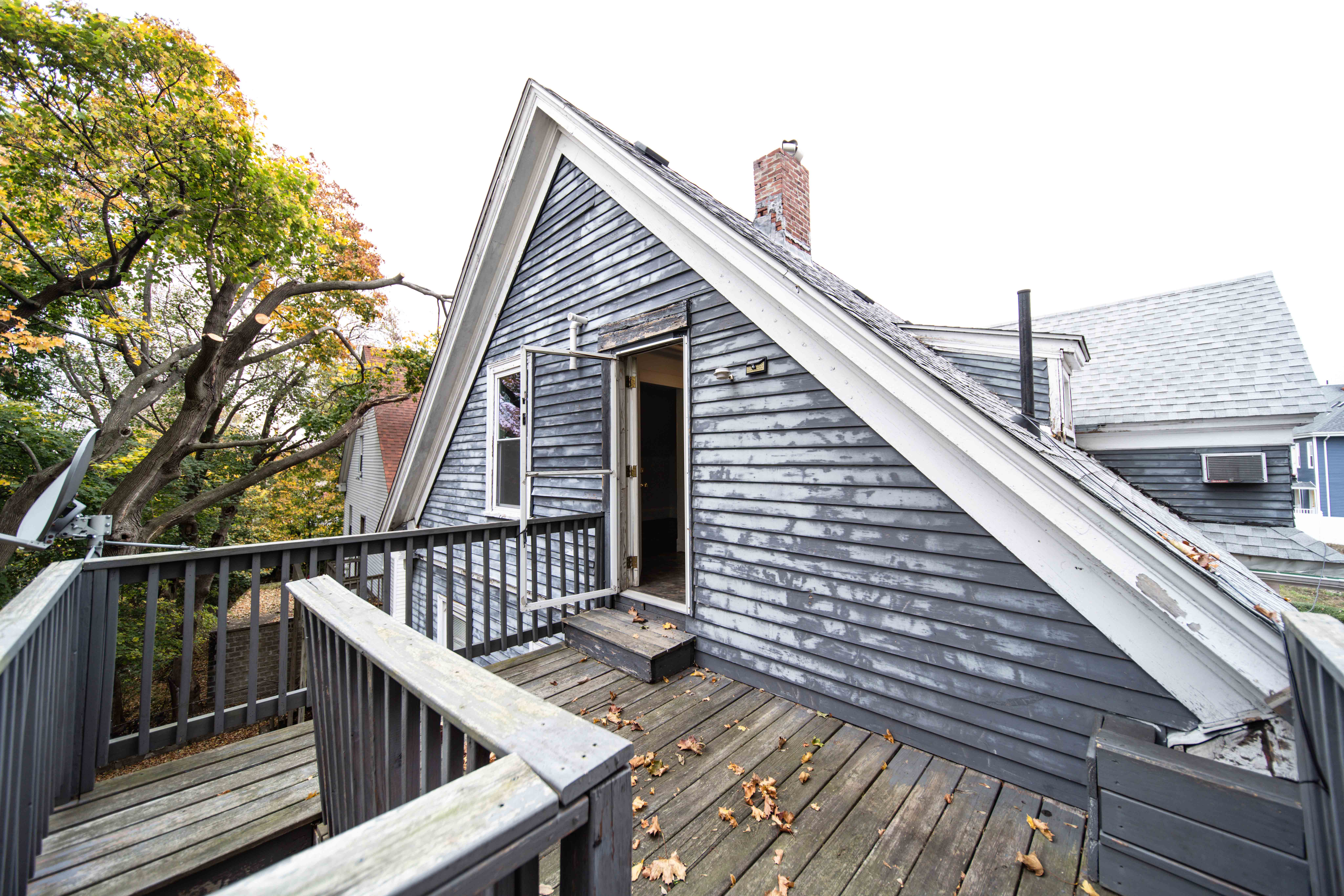 8 Dennison St, Roxbury