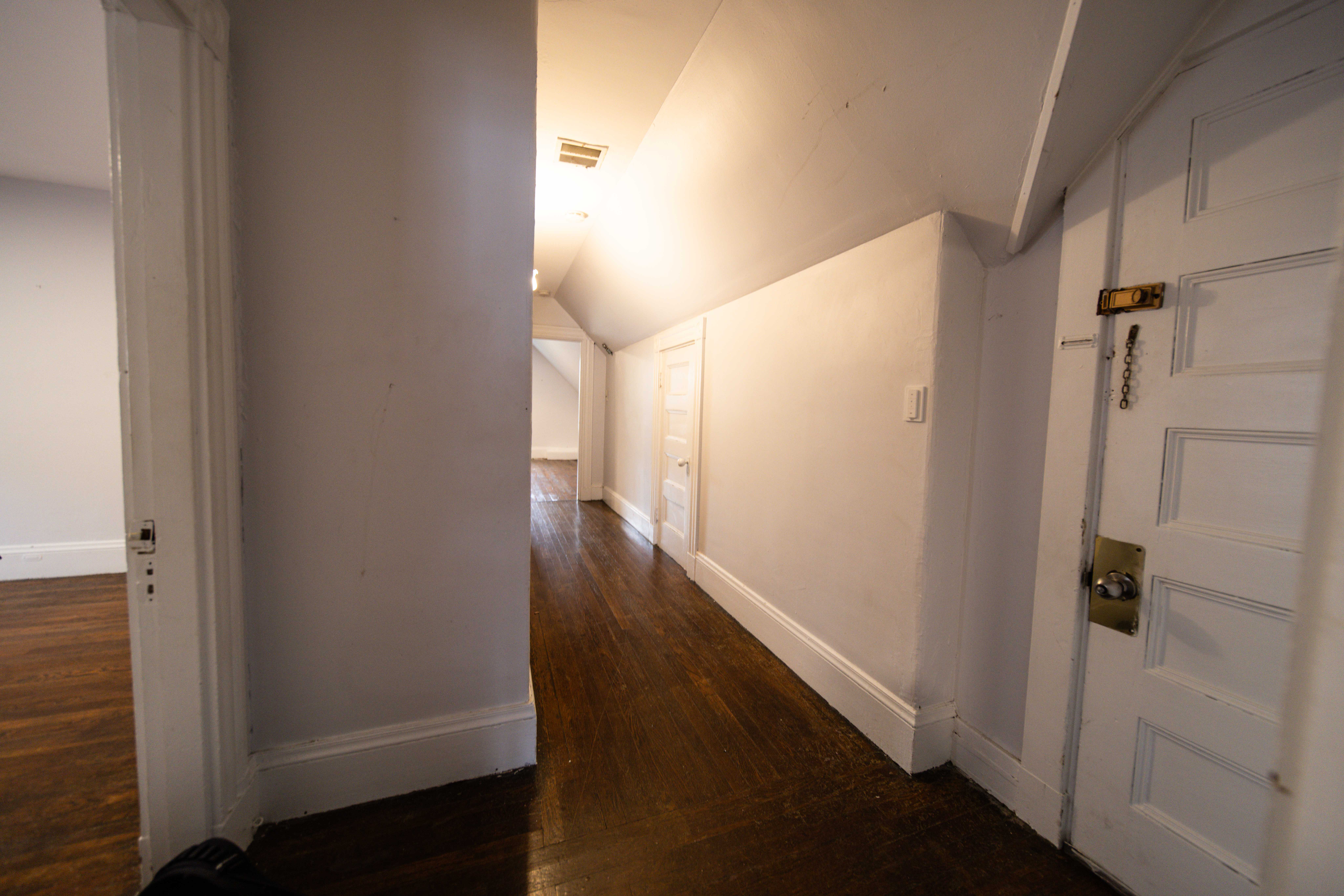 8 Dennison St, Roxbury