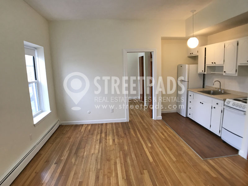 176 North Beacon St, Brighton