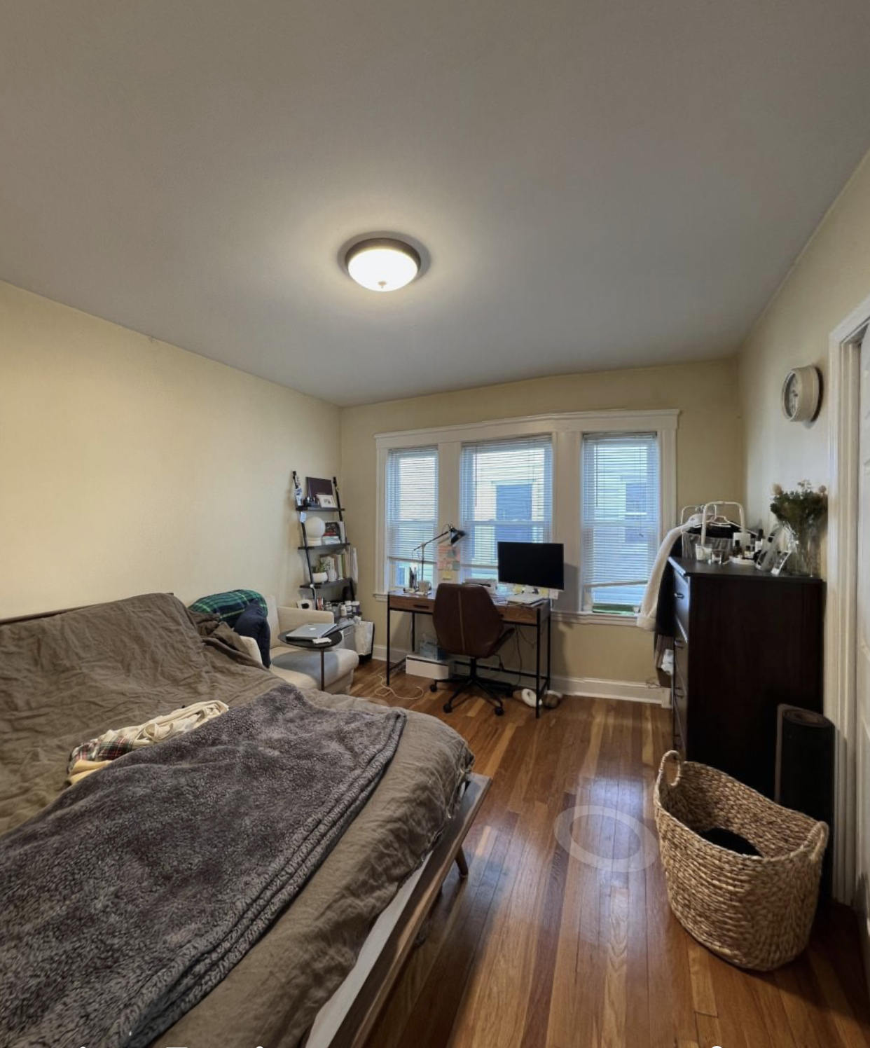 16 18 Silvey Pl, Porter Square