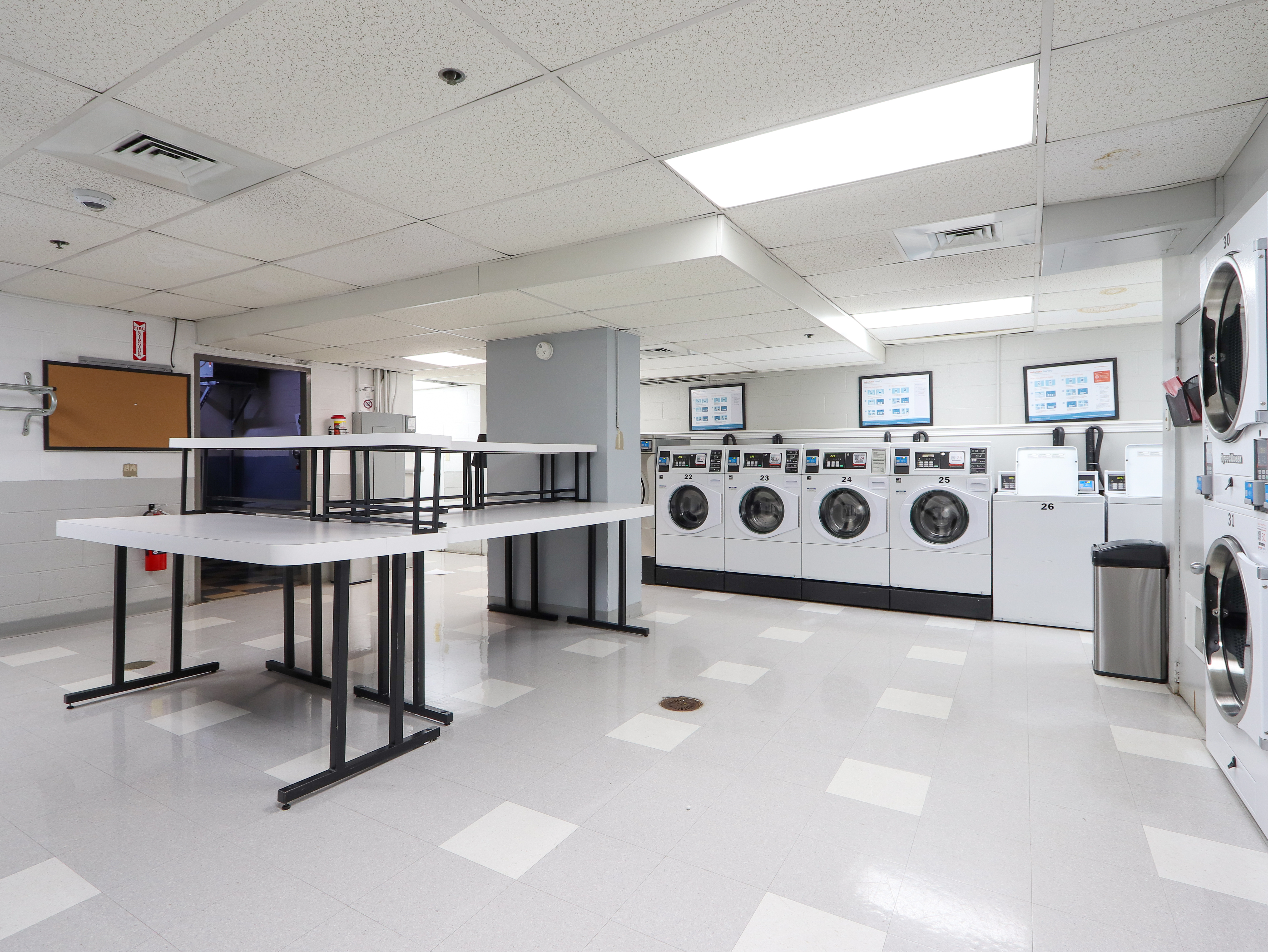 8 Whittier Pl, West End