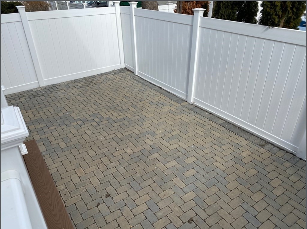 16 Walnut St, Tufts University