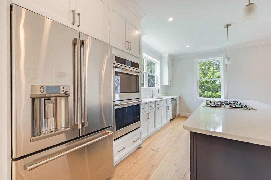 59 Hemman St, Roslindale