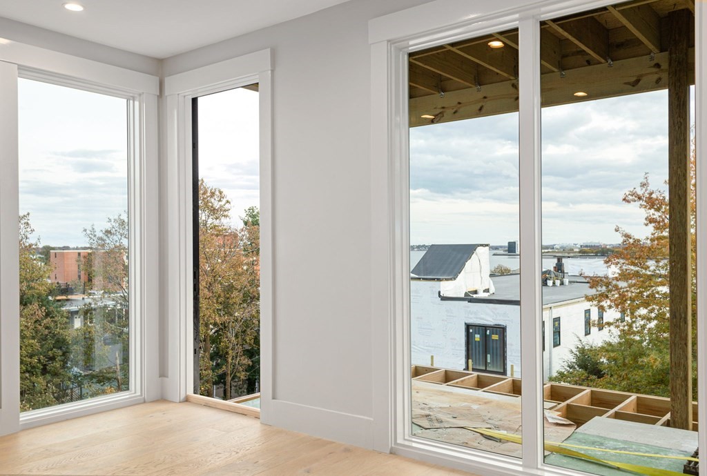 409 7th St, South Boston