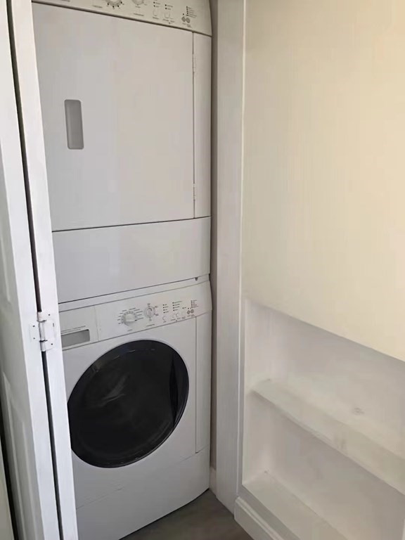 59 Brainerd Rd, Brighton