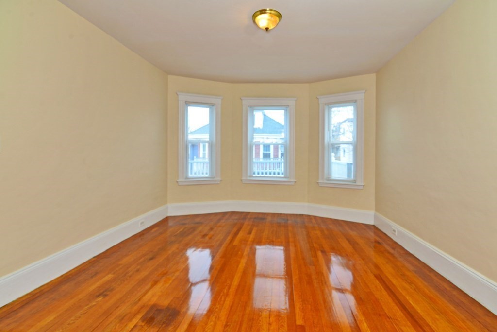 8 Joseph St, Dorchester