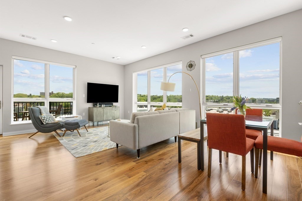 3531 Washington St, Jamaica Plain