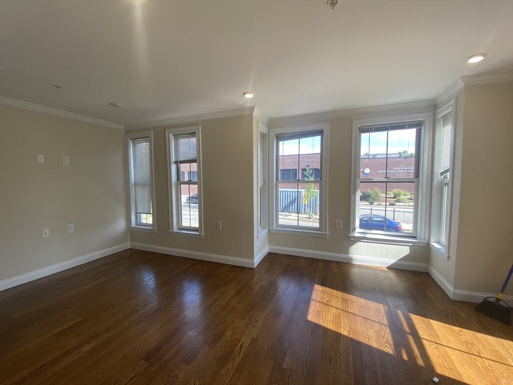 2747 Washington St, Roxbury