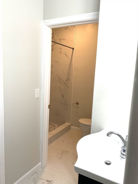 64 6th St, East Cambridge