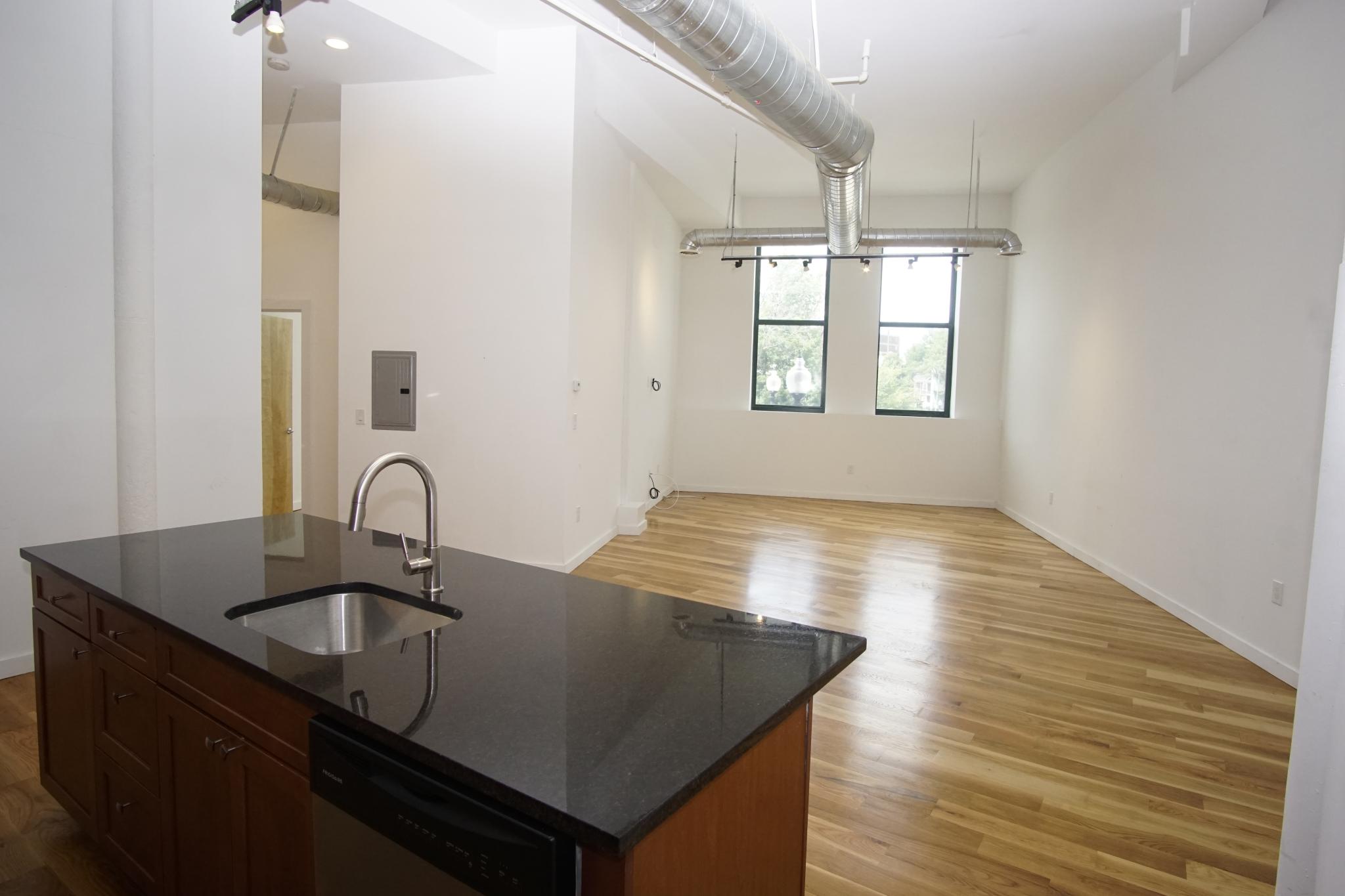 600 Columbia Rd, Dorchester