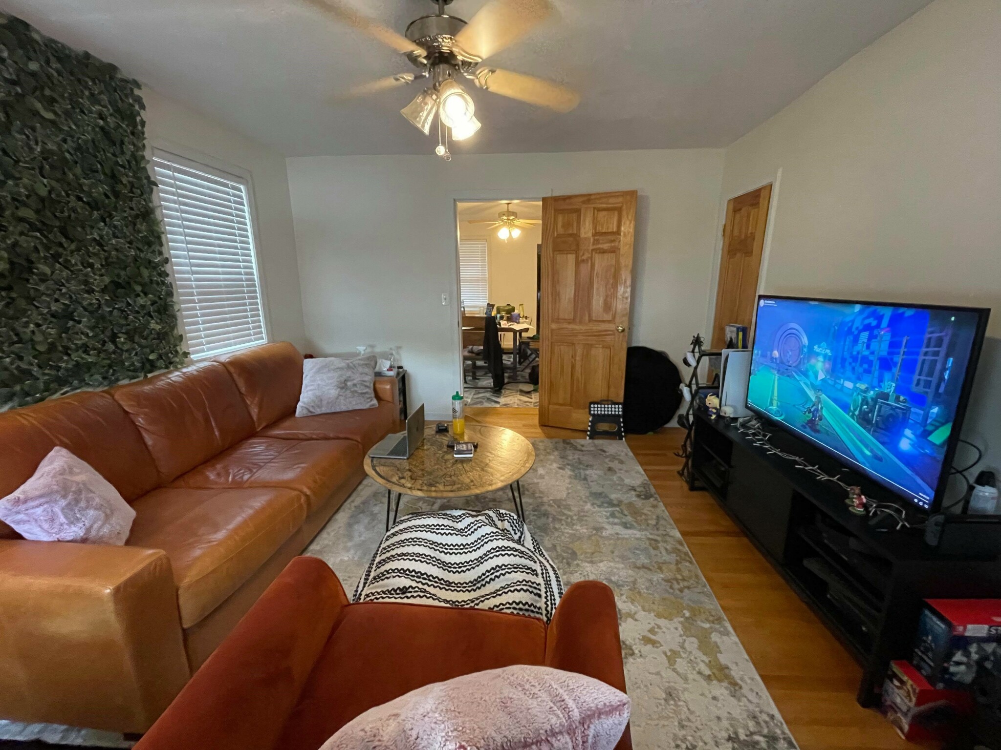 8 Alberta Ter, North Cambridge