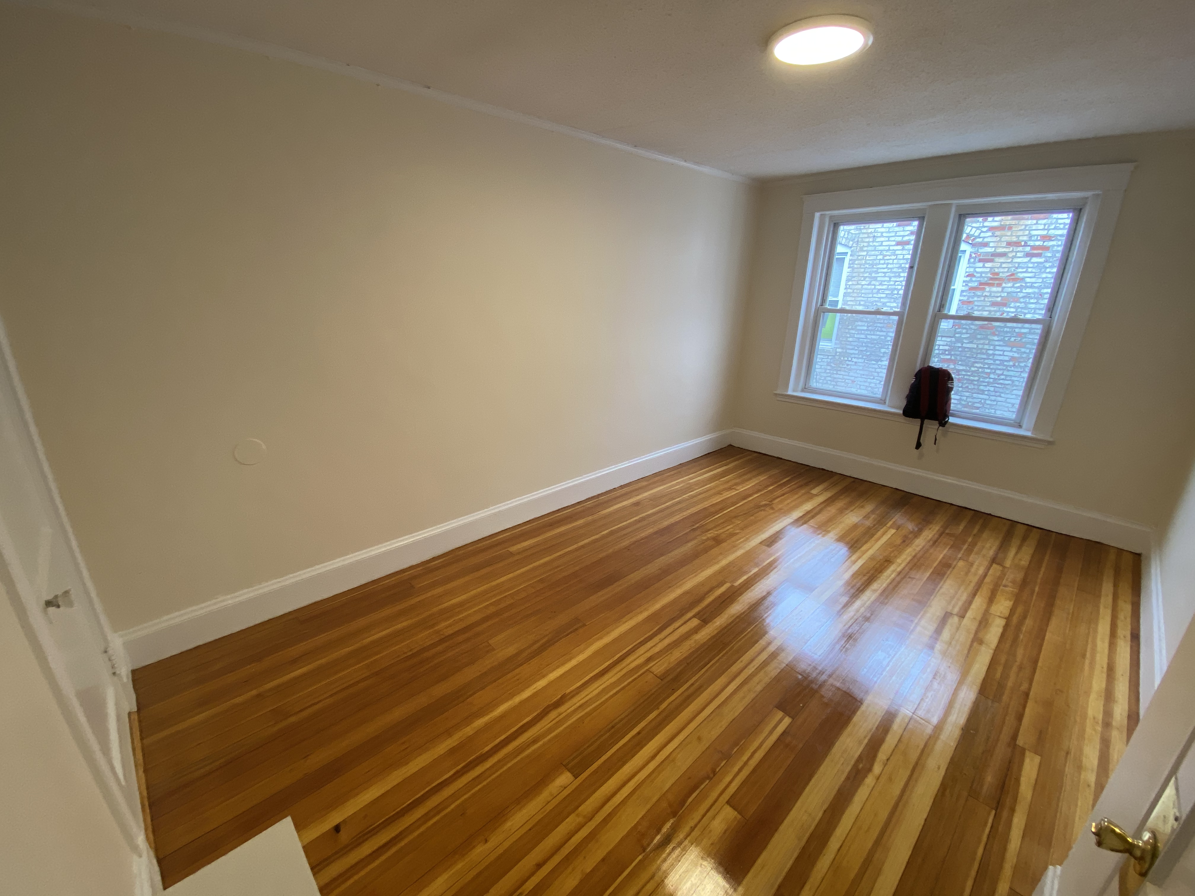 6 Barrows St, Allston