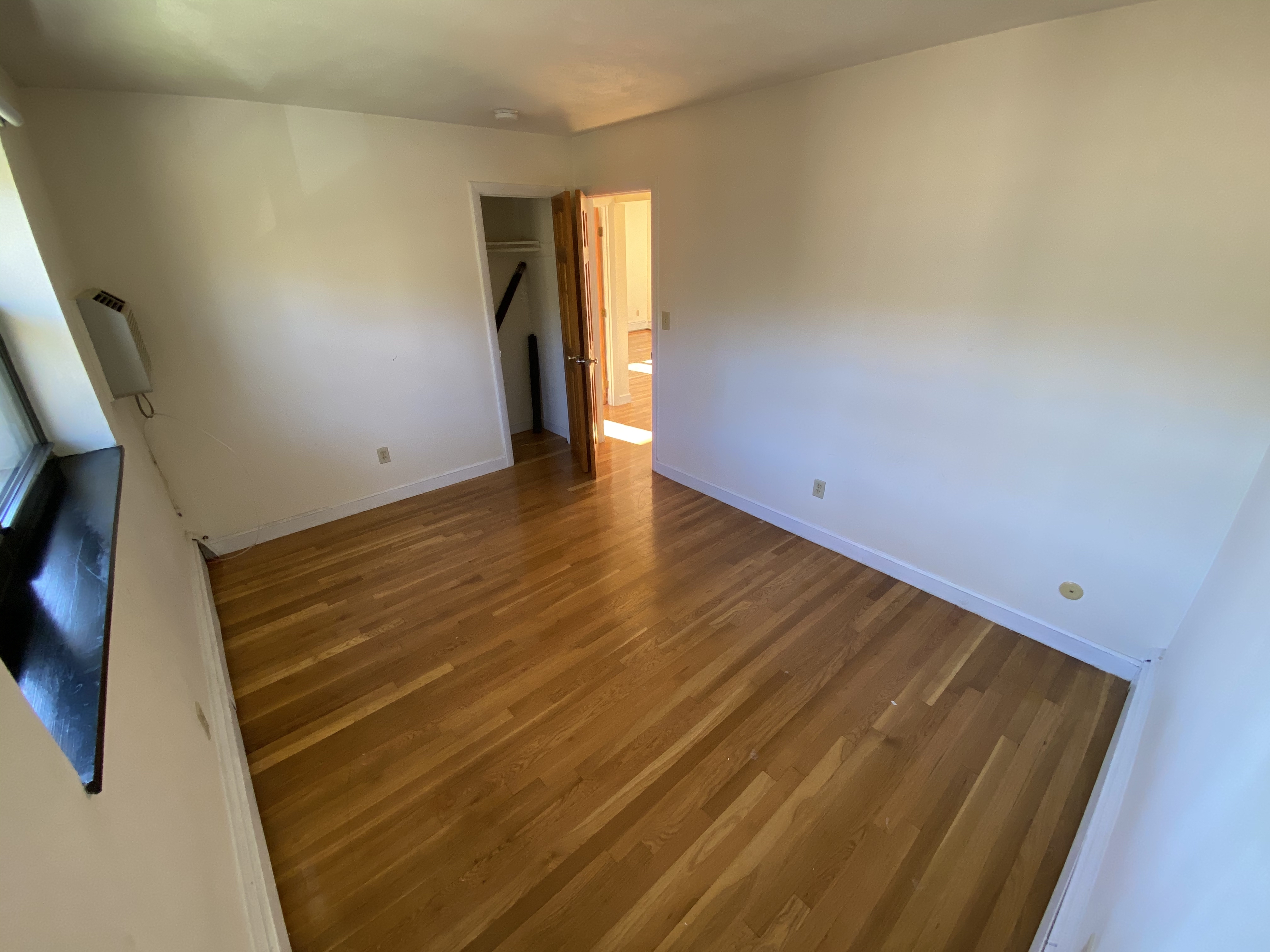 266 Grove St, Auburndale